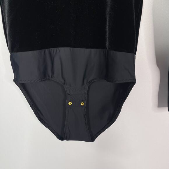 J Crew Womens XSmall Black Velvet Scoop Neck Long Sleeve Bodysuit Snap Closure - Picture 4 of 12